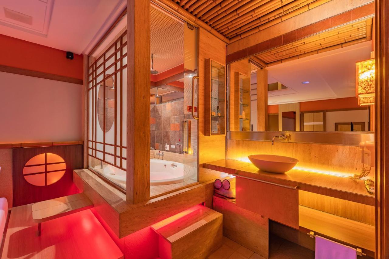 福塔雷萨 神龙汽车旅馆（仅成人）酒店 外观 照片
